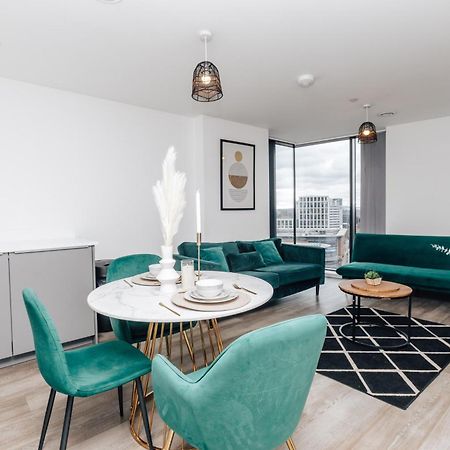 Luxury 2 Bedroom Apartment, Broad Street Бирмингам Екстериор снимка